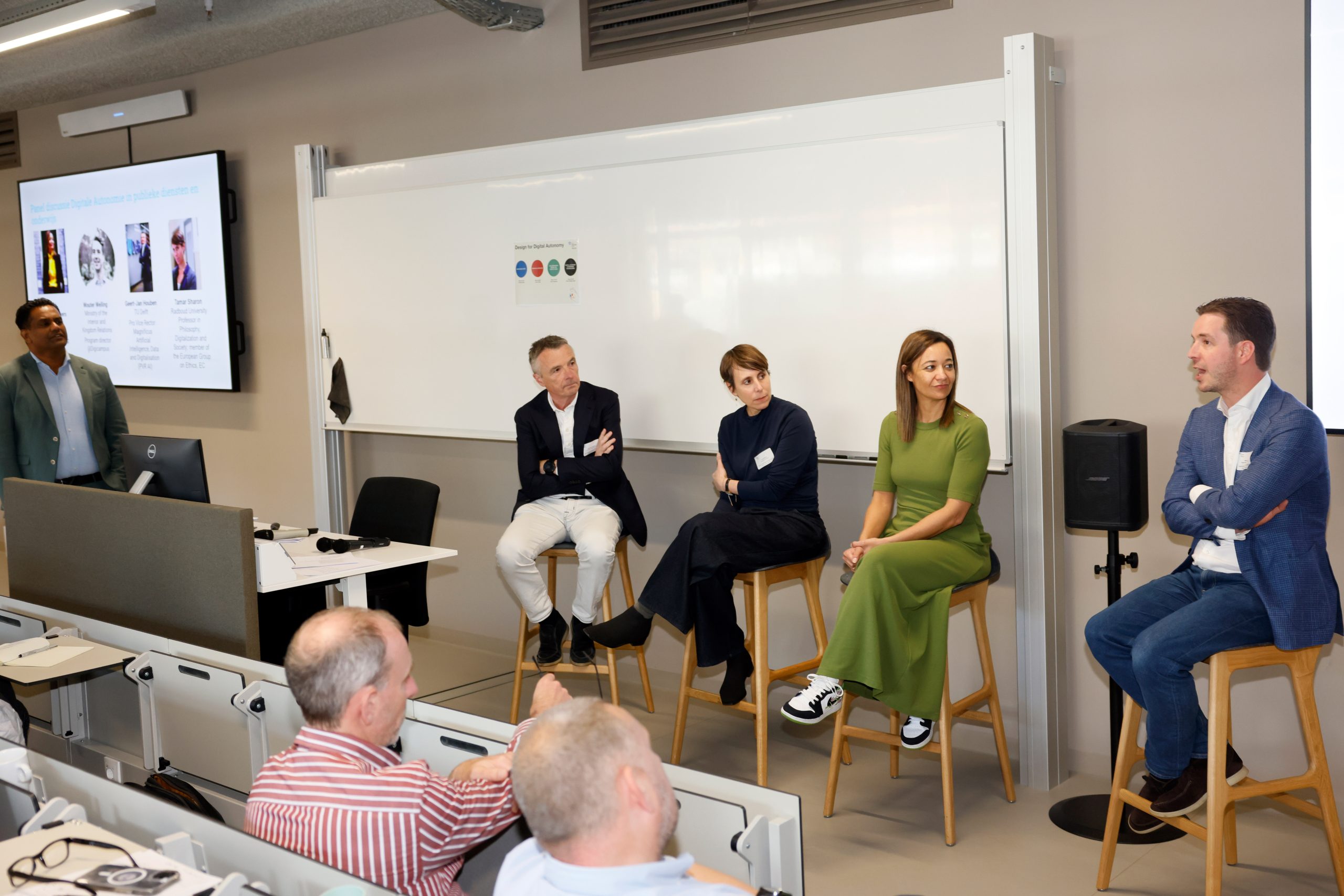 RoyBorghoutsFotografie-260609-TUDelft&DesigningForValuesResearchImpactDay-171
